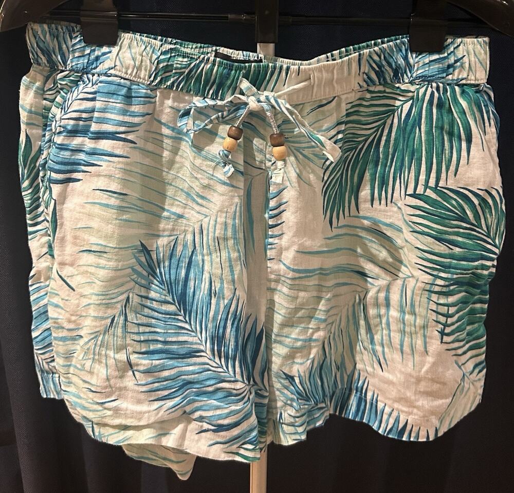 Tahari Linen Palm Shorts
